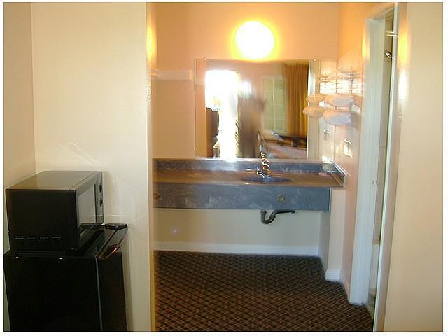 Hotel Corona Ca - Hwy 91 חדר תמונה