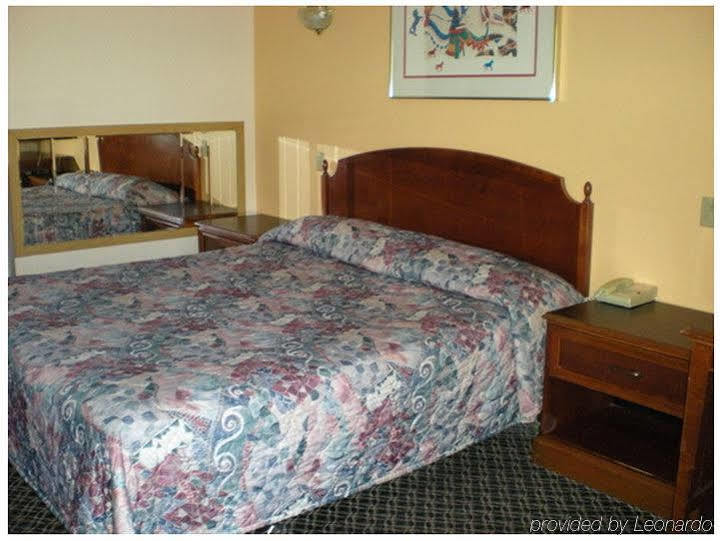 Hotel Corona Ca - Hwy 91 מראה חיצוני תמונה