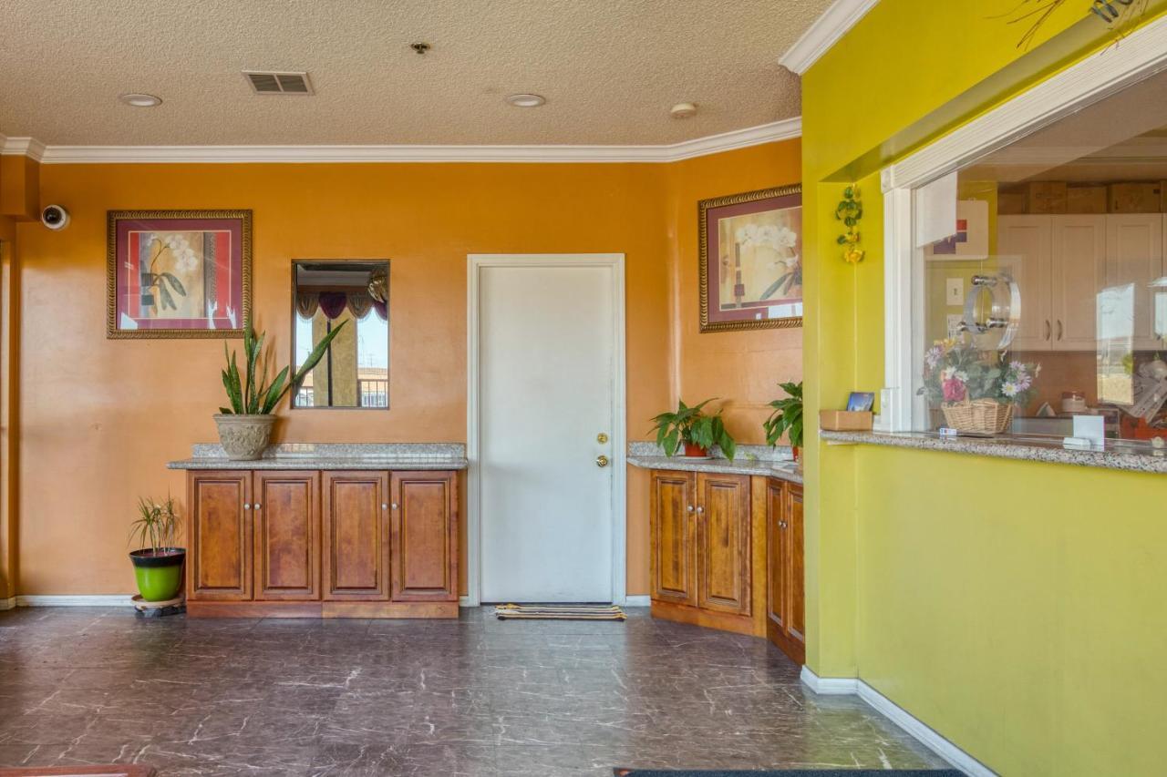 Hotel Corona Ca - Hwy 91 מראה חיצוני תמונה
